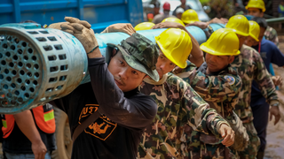 <i>Crazy Rich Asians</i>' Jon M. Chu is taking his Thai cave rescue project to Netflix